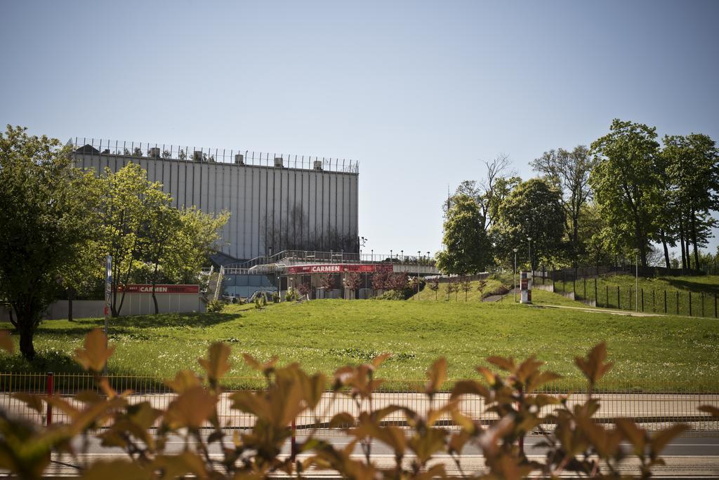 Rint - Centrum Kalinowskiego Бялисток Екстериор снимка